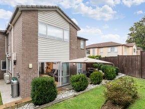 14 Carlos Drive, Flat Bush, Auckland