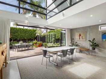 81 Queen Street, Northcote Point, Auckland