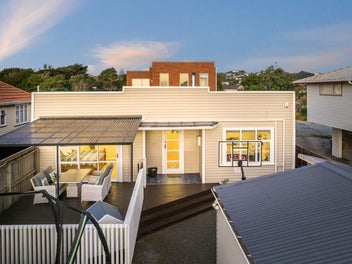 13 Main Road, Titahi Bay, Porirua