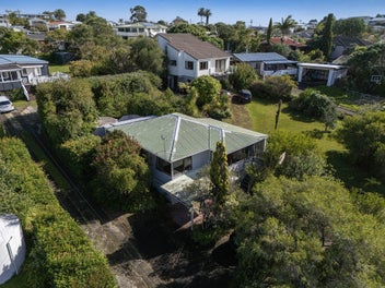904A Whangaparaoa Road, Manly, Whangaparaoa