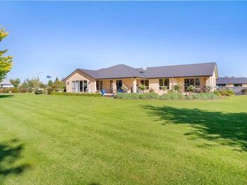 33 Longwood Drive, Winton, Winton
