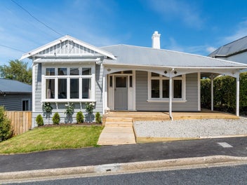 12 Cochrane Street, Mornington, Dunedin