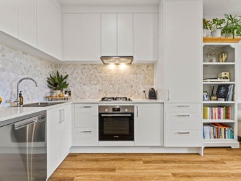 72 Long George Drive, Totara Park, Auckland