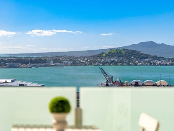 1711/10 Waterloo Quadrant, Auckland Central, Auckland
