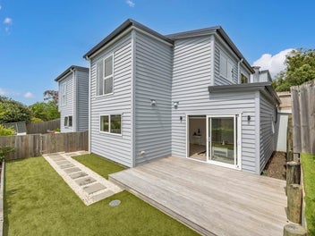 28A Halberg Street, Glenfield, Auckland