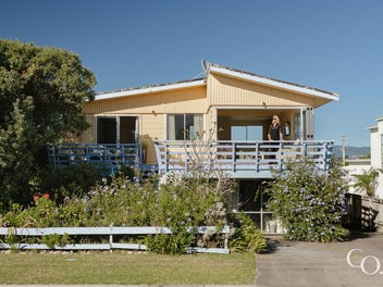 42 Karewa Parade, Papamoa Beach, Papamoa