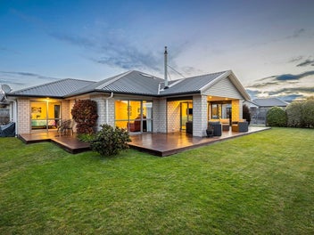 10 Rosewood Drive, Amberley, Amberley