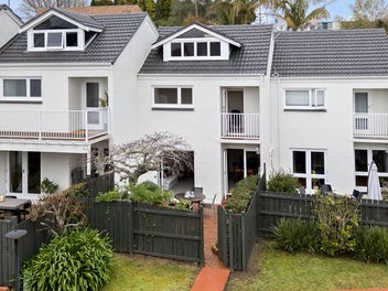 11/8 Hamilton Road, Herne Bay, Auckland