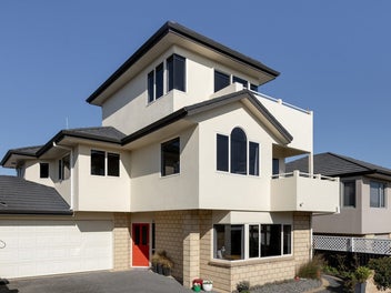 2/8 Aberdeen Street, Mount Maunganui