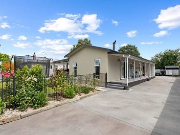 8 Masters Crescent, Masterton