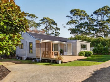 77A Vodanovich Road, Te Atatu South, Auckland