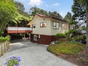 31 Wirihana Road, Titirangi, Auckland