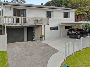 66 Topliss Drive, Northcross, Auckland