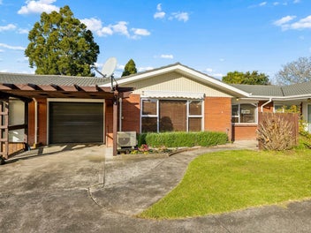 6/9 Oakland Avenue, Papatoetoe, Auckland
