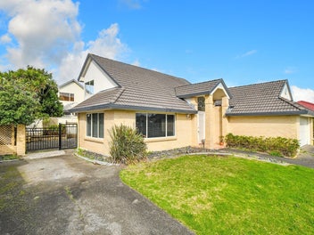 1/132 Millhouse Drive, Northpark, Auckland