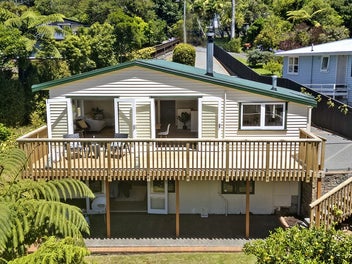 36 Foster Crescent, Belmont, Lower Hutt
