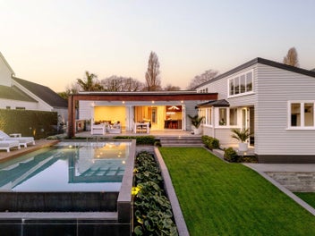 553 River Road, Fairfield, Hamilton