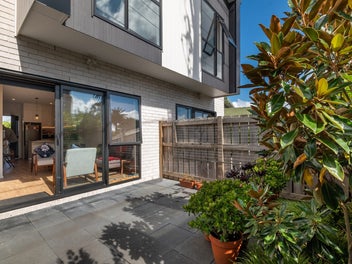 7/2 Waipa Street, Birkenhead, Auckland