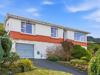 15 Junction Road, Ravensbourne, Dunedin