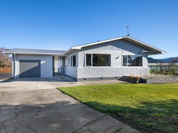375 Main Road, Riwaka, Motueka