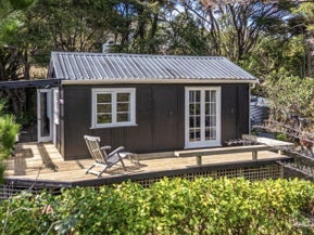 73 Anzac Road, Waiheke Island, Waiheke Island