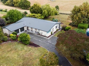 64 Rosebrook Road, Claremont