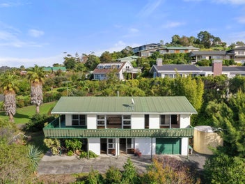 9 Church Bay Road, Oneroa, Waiheke Island