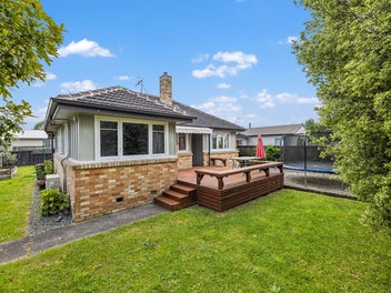 57 Knighton Road, Hillcrest, Hamilton