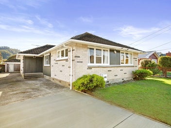 7 Holyoake Crescent, Avalon, Lower Hutt