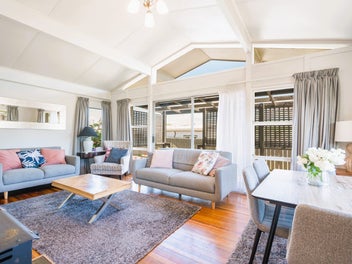 3 Cooper Place, Richmond