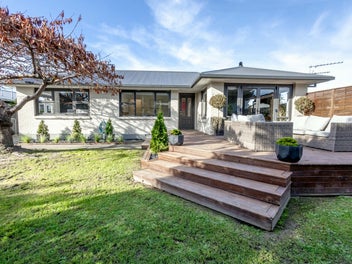 38 Main North Road, Woodend, Woodend