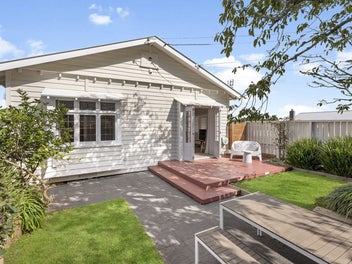 22 Highland Road, Mount Albert, Auckland