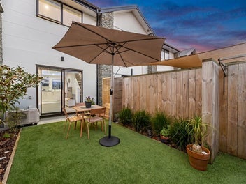 7/10 Fathom Place, Te Atatu Peninsula, Auckland