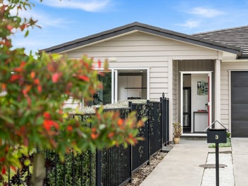 3 Katipo Road, Takanini, Auckland