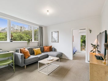 3/8 Mataroa Avenue, Northland, Wellington