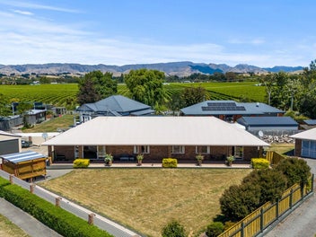 10 Temple Mews, Renwick, Renwick