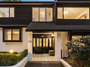 2/12 Penzance Road, Mairangi Bay, Auckland