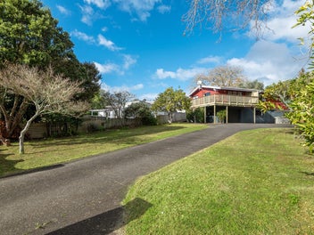 59 Greenhithe Road, Greenhithe, Auckland