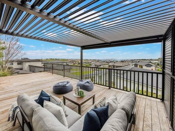 12 Flaxfield Lane, Beachlands, Auckland