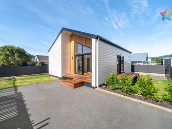 24A Fraser Crescent, Elderslea, Upper Hutt
