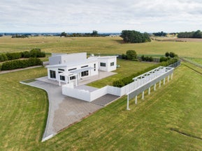 637 Mount Stewart Halcombe Road, Halcombe, Feilding