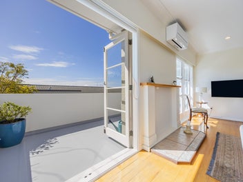 4 Simkin Avenue, Saint Johns, Auckland