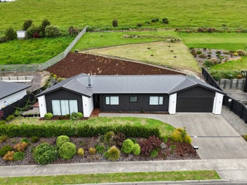 24 Genia Drive, Wakefield