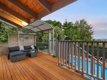 1/32 Montclair Rise, Browns Bay, Auckland
