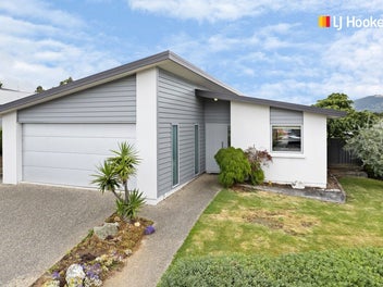 38 Severn Street, Green Island, Dunedin
