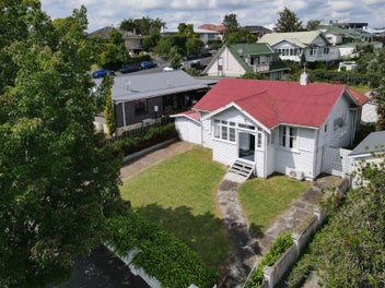 96 Lake Road, Frankton, Hamilton