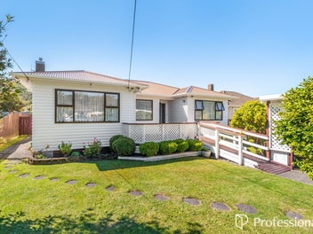 34 Wellington Road, Wainuiomata, Lower Hutt