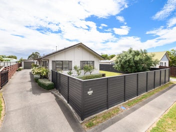 57 Raglan Avenue, Cloverlea, Palmerston North