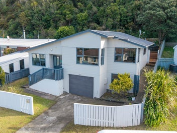 33 Old Coach Road, Johnsonville, Wellington