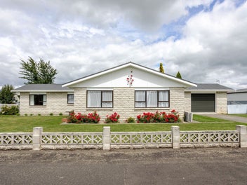 44 Allardice Street, Dannevirke